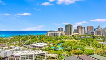 2139 Kuhio Ave Honolulu - Multi-family - photo 4 of 23