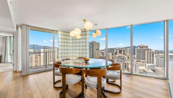 The Ritz-Carlton Residences condo # 3007, Honolulu, Hawaii - photo 4 of 25