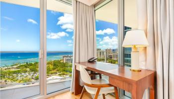 The Ritz-Carlton Residences condo # 3305, Honolulu, Hawaii - photo 5 of 25