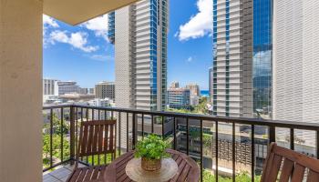 Four Paddle condo # 1508, Honolulu, Hawaii - photo 3 of 25