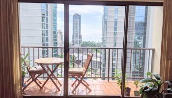 Four Paddle condo # 2006, Honolulu, Hawaii - photo 6 of 7