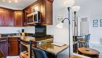 Four Paddle condo # 2105, Honolulu, Hawaii - photo 6 of 25