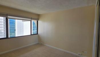 2140 Kuhio Ave Honolulu - Rental - photo 5 of 9