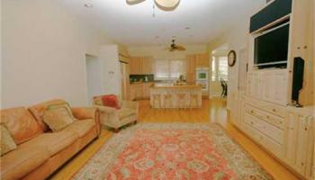 2141 Pauloa Pl Waialae Iki, Diamond Head home - photo 5 of 10