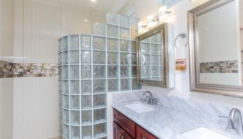 2142 Damon Street Manoa-lower, Honolulu home - photo 5 of 25 2142 Damon Street Manoa-lower, Honolulu home - photo 5 of 25