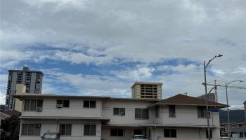 2148 Kapiolani Blvd Honolulu - Multi-family - photo 1 of 13