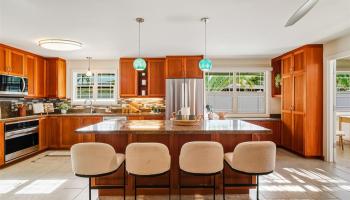 216  Akiohala Street Kaopa, Kailua home - photo 4 of 25