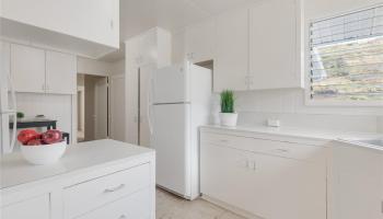 2166  Palolo Ave Palolo, Diamond Head home - photo 4 of 25