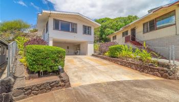 2167 Maha Place Moanalua Gardens, Honolulu home - photo 1 of 25 2167 Maha Place Moanalua Gardens, Honolulu home - photo 1 of 25