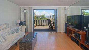 Dowsett Point condo # D12, Honolulu, Hawaii - photo 1 of 20 Dowsett Point condo # D12, Honolulu, Hawaii - photo 1 of 20