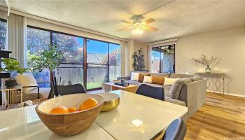 Dowsett Point condo # D16, Honolulu, Hawaii - photo 5 of 25