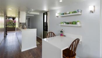 Dowsett Point condo # M1, Honolulu, Hawaii - photo 3 of 12