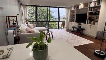 Dowsett Point condo # M1, Honolulu, Hawaii - photo 4 of 12