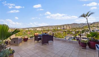 Dowsett Point condo # M8, Honolulu, Hawaii - photo 1 of 20