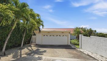 2175  Ahaku Place Waialae Nui Rdge, Diamond Head home - photo 4 of 25