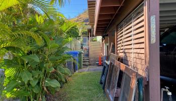 2202  Wilson Street Kalihi-upper, Honolulu home - photo 4 of 20