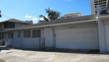 2209 Citron St Moiliili, Honolulu home - photo 0 of 20 2209 Citron St Moiliili, Honolulu home - photo 0 of 20
