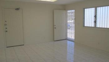 2209 Citron St Moiliili, Honolulu home - photo 4 of 20