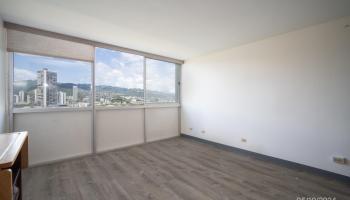 2211 Ala Wai Blvd Honolulu - Rental - photo 1 of 22