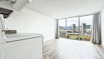 2211 Ala Wai Blvd Honolulu - Rental - photo 5 of 11