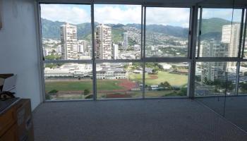 2211 Ala Wai Blvd Honolulu - Rental - photo 2 of 7