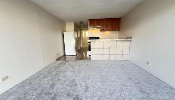 2211 Ala Wai Blvd Honolulu - Rental - photo 3 of 8