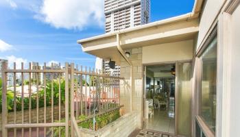 Aloha Lani condo # B802, Honolulu, Hawaii - photo 3 of 10 Aloha Lani condo # B802, Honolulu, Hawaii - photo 3 of 10