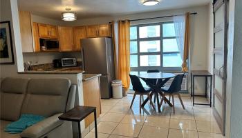 2211 Ala Wai Blvd Honolulu - Rental - photo 4 of 17