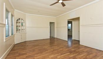 2211  Bingham Street Moiliili, Honolulu home - photo 6 of 23