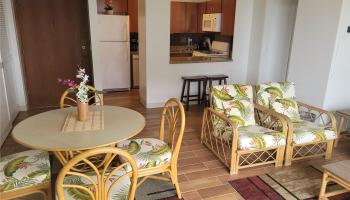 Aloha Towers condo # 1104 (11M), Honolulu, Hawaii - photo 1 of 17