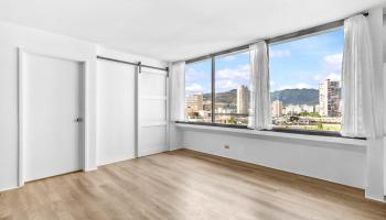 Aloha Towers condo # DH1401, Honolulu, Hawaii - photo 6 of 22