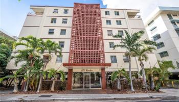 222 Kaiulani Apts condo # 208, Honolulu, Hawaii - photo 2 of 22