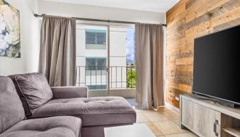 222 Kaiulani Apts condo # 405, Honolulu, Hawaii - photo 4 of 25