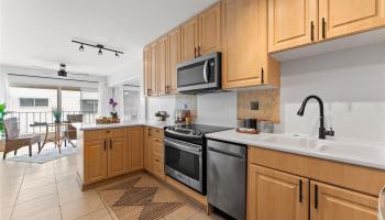 222 Kaiulani Ave townhouse # Penthouse 3, Honolulu, Hawaii - photo 2 of 15