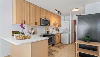 222 Kaiulani Ave townhouse # Penthouse 3, Honolulu, Hawaii - photo 3 of 15