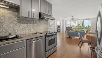 Liliuokalani Plaza condo # 701, Honolulu, Hawaii - photo 4 of 18