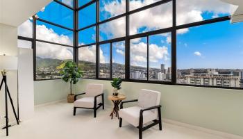 Parkside Tower condo # 2502, Honolulu, Hawaii - photo 3 of 25 Parkside Tower condo # 2502, Honolulu, Hawaii - photo 3 of 25