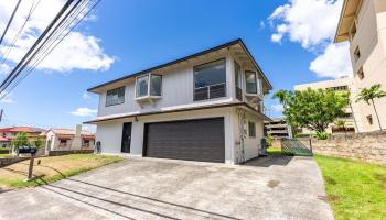 2222  Liliha Street Puunui,  home - photo 1 of 25