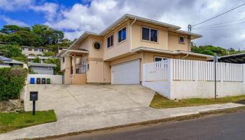 2222  Mahalo Street Alewa Heights,  home - photo 1 of 25