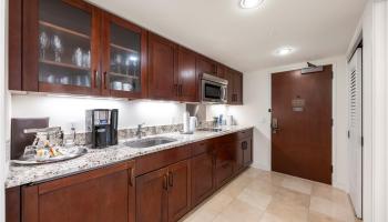 223 Saratoga Road Honolulu - Rental - photo 3 of 24