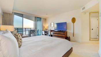 223 Saratoga Road Honolulu - Rental - photo 3 of 15