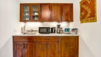 223 Saratoga Road Honolulu - Rental - photo 6 of 15