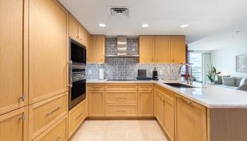 Trump Tower Waikiki condo # 2015, Honolulu, Hawaii - photo 3 of 23