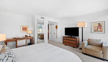 Trump Tower Waikiki condo # 2201, Honolulu, Hawaii - photo 4 of 15