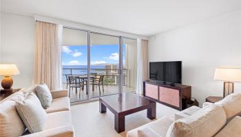 Trump Tower Waikiki condo # 3203, Honolulu, Hawaii - photo 4 of 25