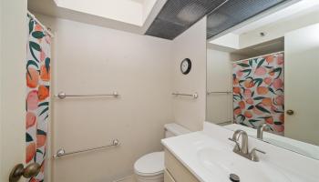 Kapiolani House condo # 404, Honolulu, Hawaii - photo 5 of 25