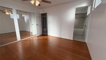 2233 Ala Wai condo # 12-C, Honolulu, Hawaii - photo 5 of 14