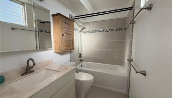 2233 Ala Wai condo # 12-C, Honolulu, Hawaii - photo 6 of 14