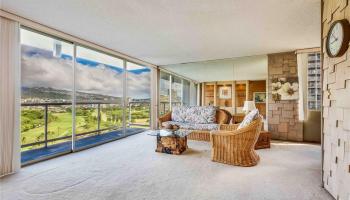 2233 Ala Wai condo # 18A, Honolulu, Hawaii - photo 2 of 20 2233 Ala Wai condo # 18A, Honolulu, Hawaii - photo 2 of 20