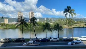 2233 Ala Wai condo # 3C, Honolulu, Hawaii - photo 2 of 8